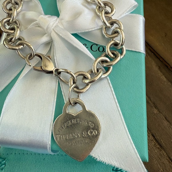 Tiffany Return to Tiffany heart tag bracelet - Picture 4 of 4